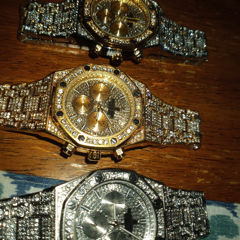 Watch - Picture 4 of 4